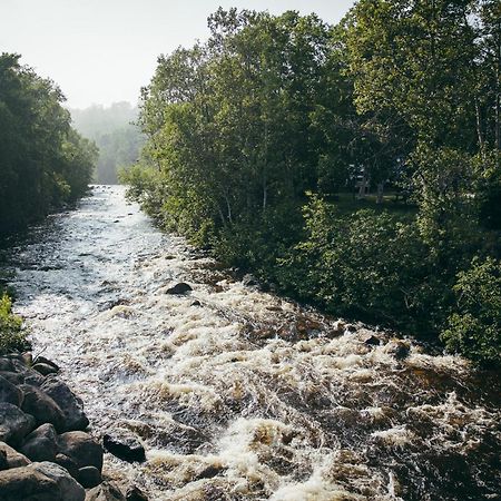 Motel Des Cascades Baie-Saint-Paul Exteriér fotografie