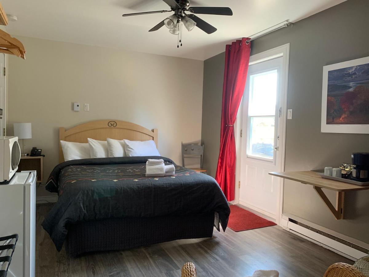 Motel Des Cascades Baie-Saint-Paul Exteriér fotografie