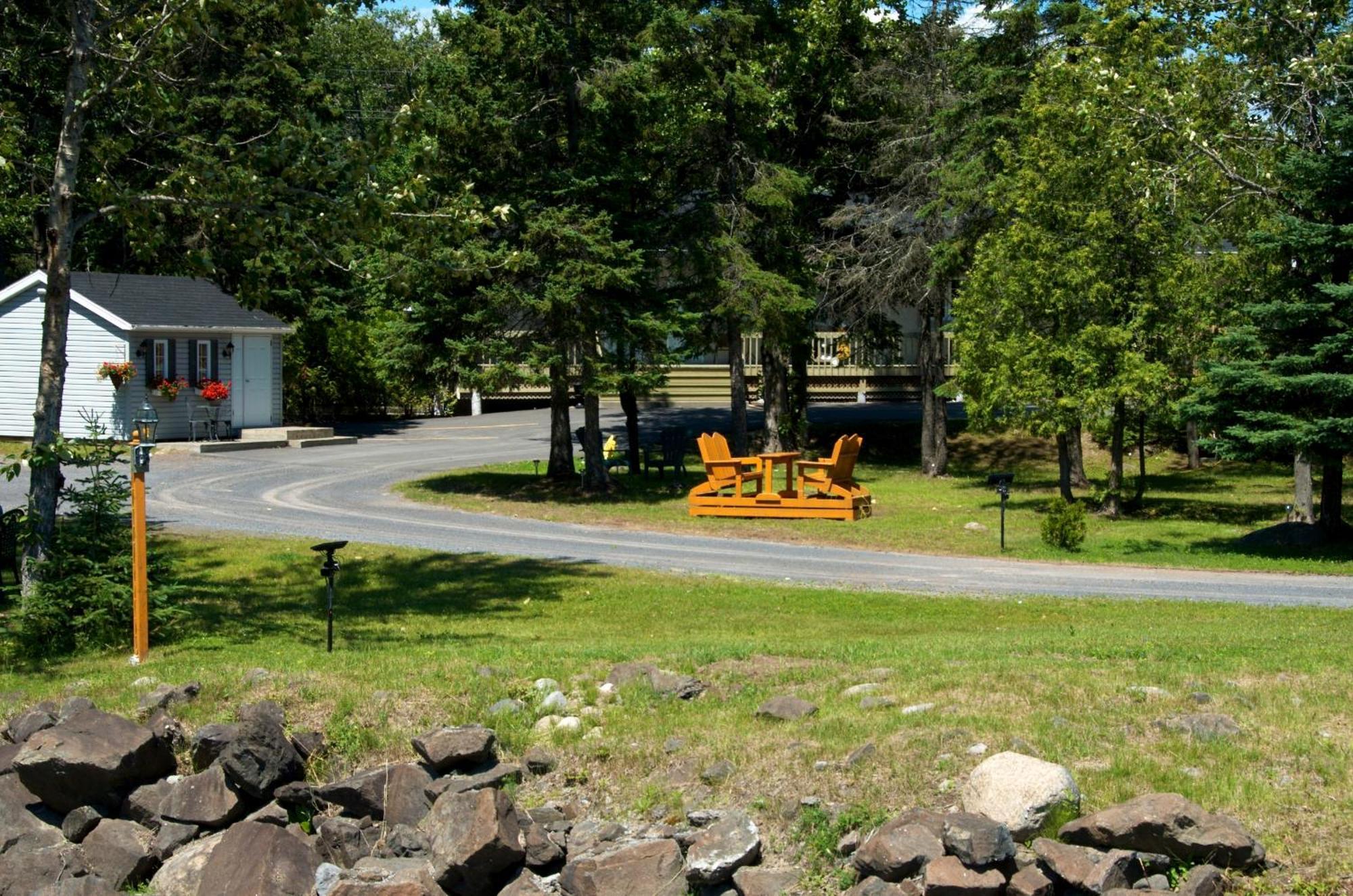 Motel Des Cascades Baie-Saint-Paul Exteriér fotografie