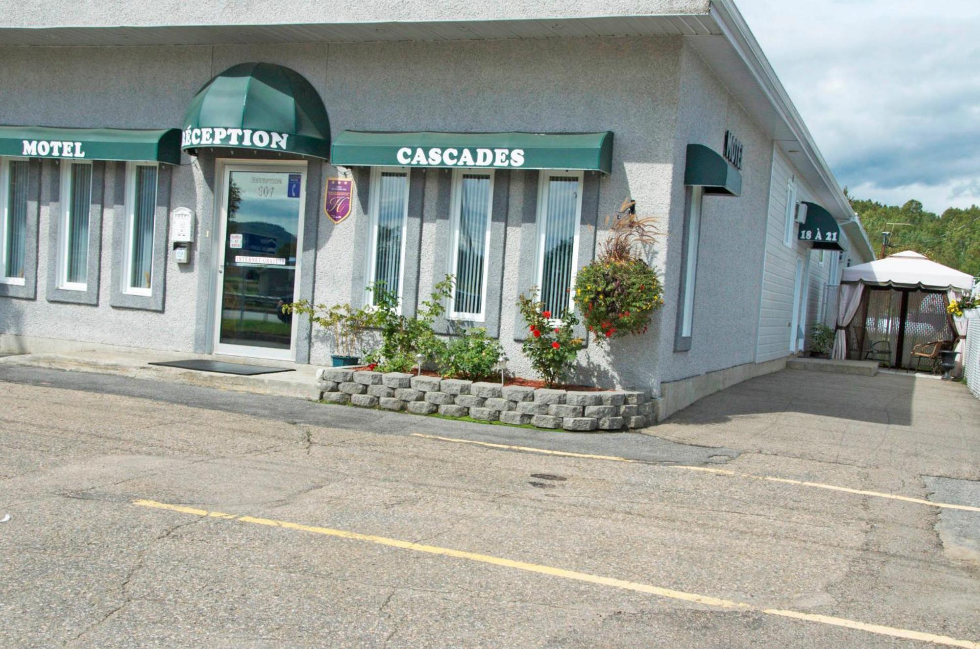 Motel Des Cascades Baie-Saint-Paul Exteriér fotografie