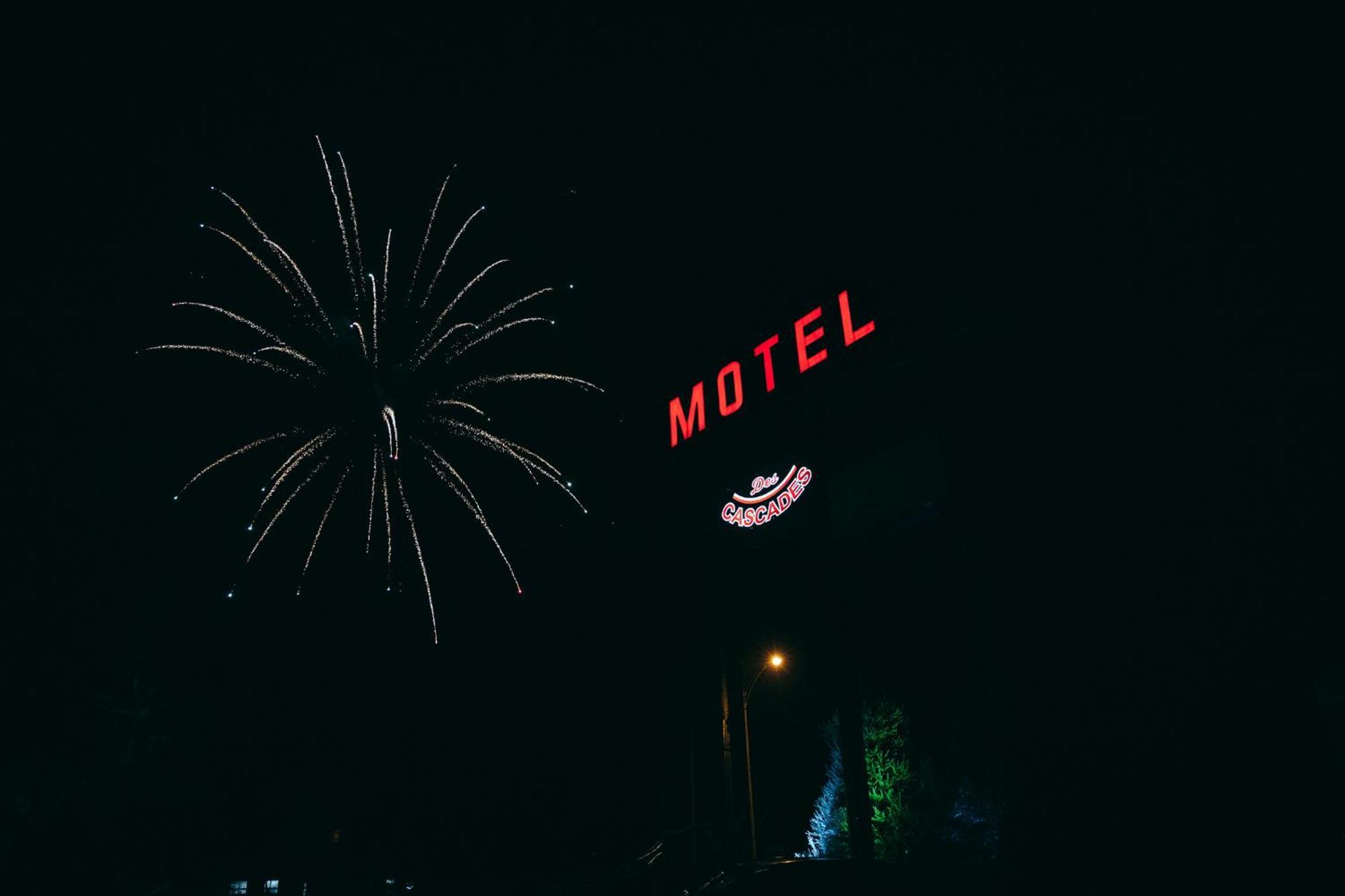 Motel Des Cascades Baie-Saint-Paul Exteriér fotografie