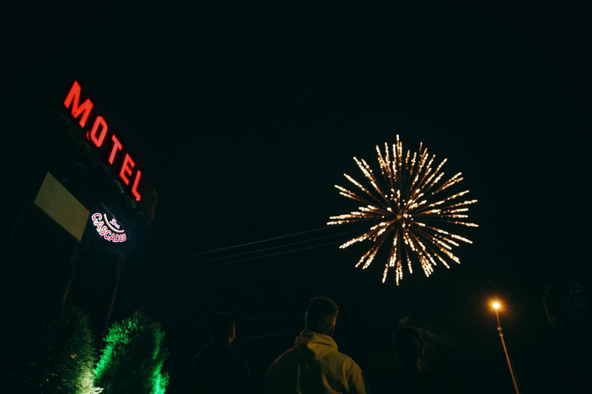 Motel Des Cascades Baie-Saint-Paul Exteriér fotografie